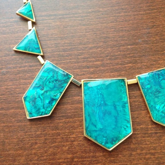 X Gifted X Geometric Necklace - Picture 2 of 3