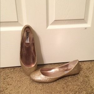 🌟BRAND NEW🌟 Gold Ballet