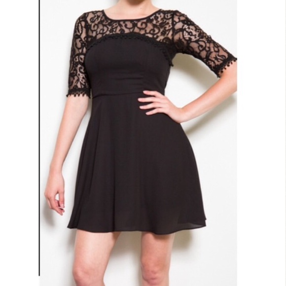 ☀️🏖SALE TODAY ONLY!☀️Lace Sleeves LBD - Picture 3 of 4