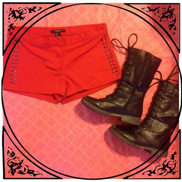 Hot Red Spiked Shorts. Size M. ⚡️👄💄👠