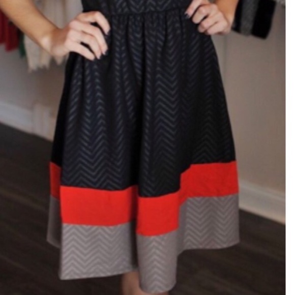 NWOT Taupe Dress - Picture 3 of 3