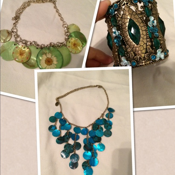 Necklace and bracelet bundle