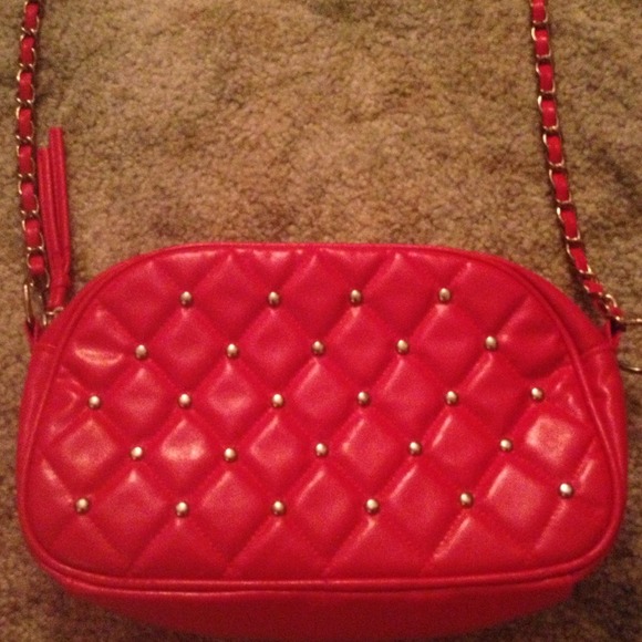 🚨Sold in Bundle 🚨Crossbody bag. - Picture 2 of 2