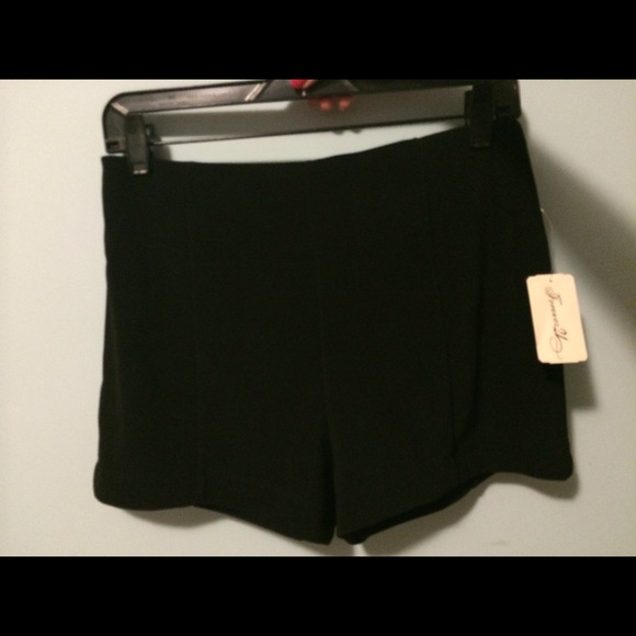 Basic Black high waisted shorts