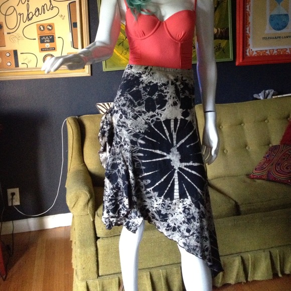 SOLD Hippie Asymmetric Tye Dye Ruffle Skirt $8 PP