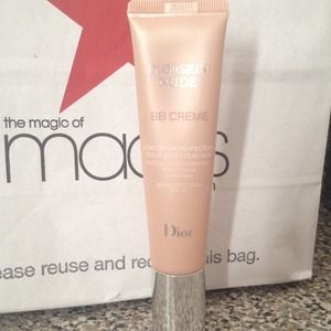 📛📛ON HOLD📛📛DIORSKIN NUDE BB CREME