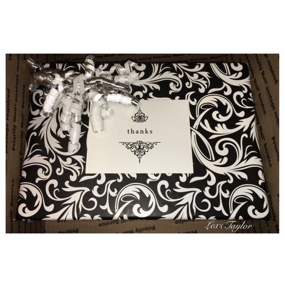 Posh Ambassador & Top 10% Seller - Picture 4 of 9