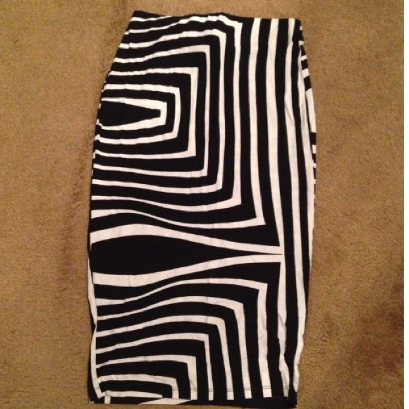 ASOS Pencil Skirt - Picture 2 of 2