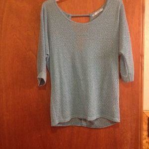 Lightweight 3/4 sleeve sweater