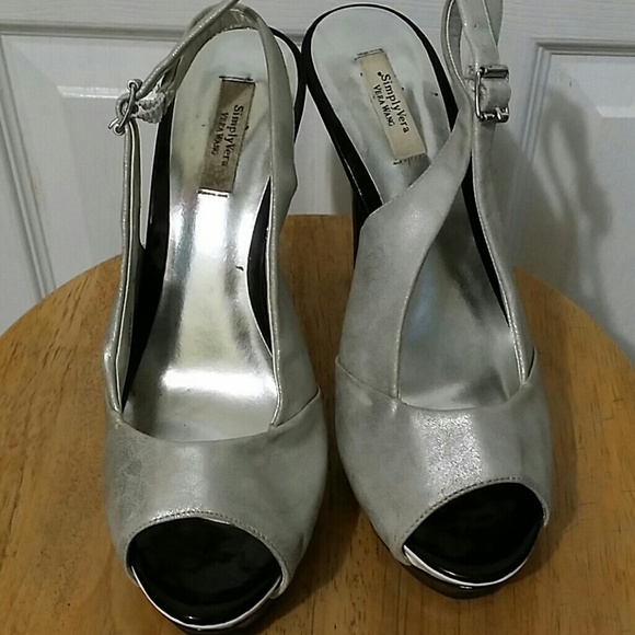 Shoe