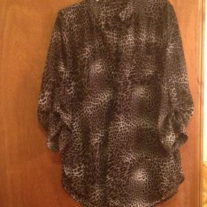 Black leopard print tunic top