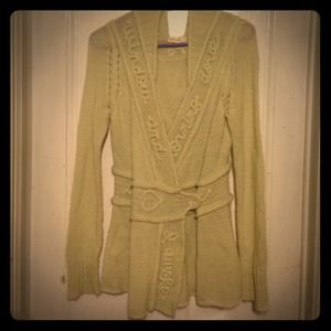 Pale green Knitted sweater with embroidered poem