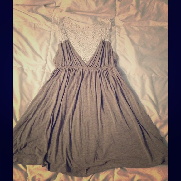 Forever 21 Oatmeal Tank with crochet back