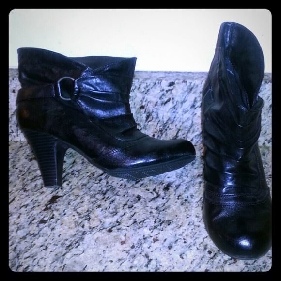 SM New York Shoes - Sale! Black Roushed booties!
