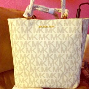 Brand new MK tote