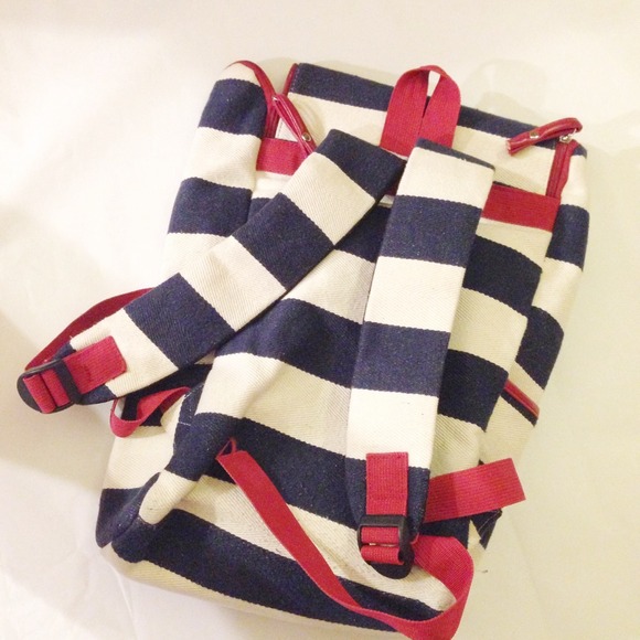 Cute Striped Backpack 💙❤️ - Picture 2 of 4