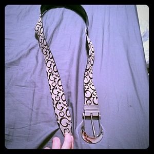 Brand new guess belt