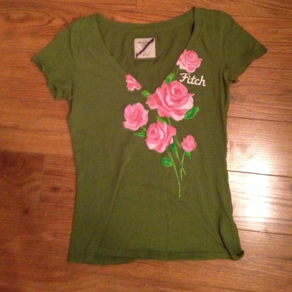Rose A&F shirt