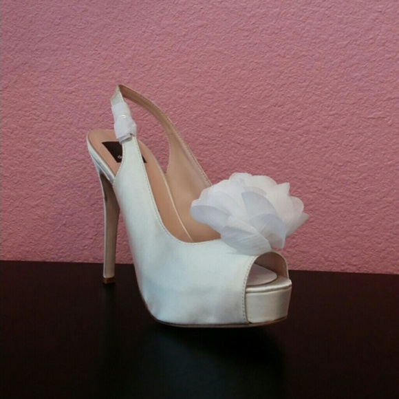 Adorable Dolce vita heels - Picture 3 of 4