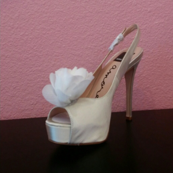 Adorable Dolce vita heels - Picture 4 of 4
