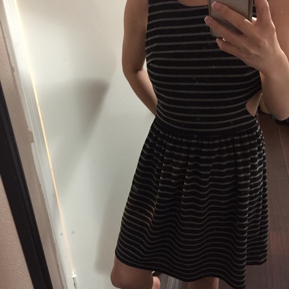Stripe knit cut out skater dress - Picture 2 of 2