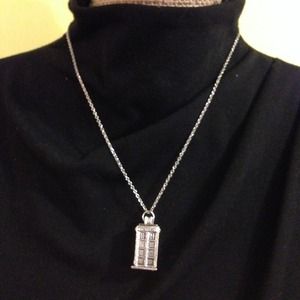 Tiny TARDIS Pendant