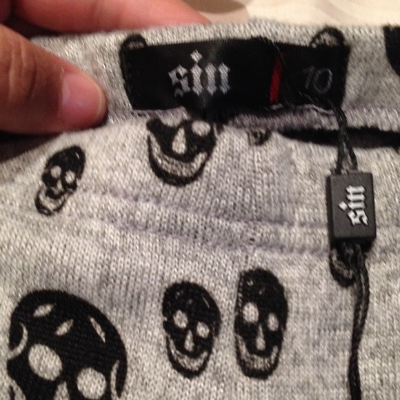 🚫SOLD🚫🚫 legging💀new with tags/size 10🚫SOLD🚫 - Picture 2 of 3