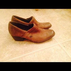 Born hand crafted leather shoes