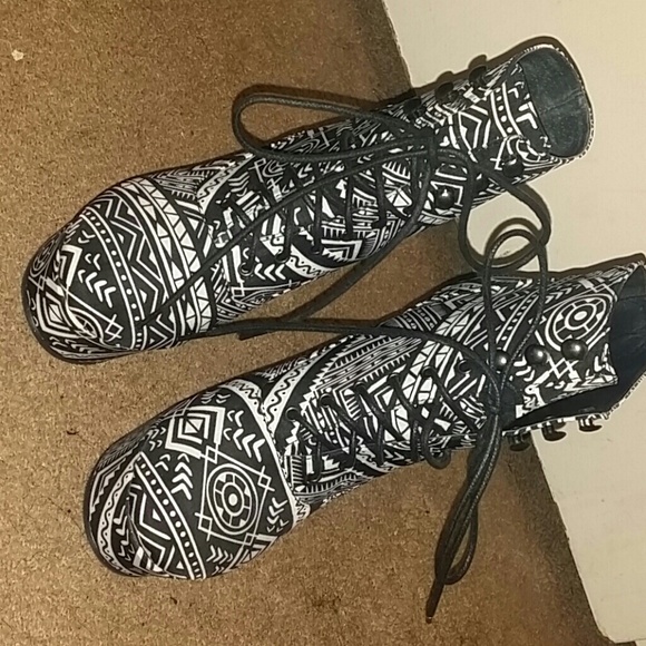 🙌MARKDOWN🙌Color Block Wedges - Picture 4 of 4