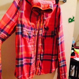 Abercrombie long sleeve shirt (large in kids)