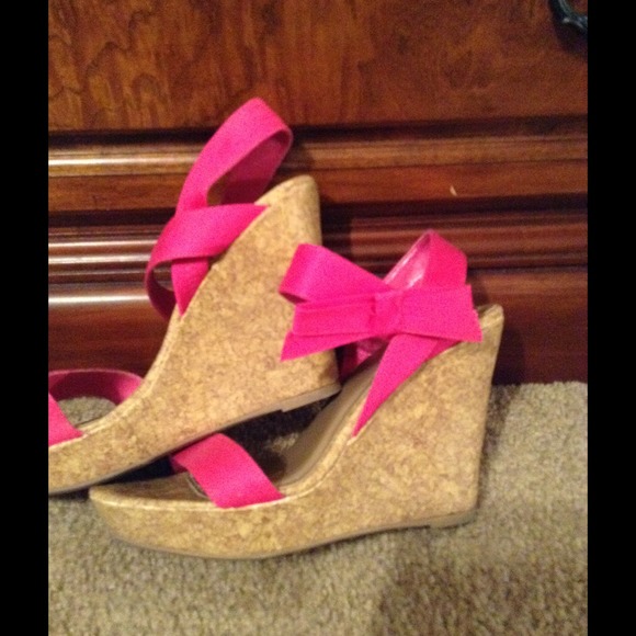 Shoes (Wedges). ( SOLD)