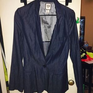 Blazer (fits like medium)