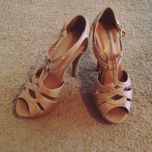 Forever 21 Shoes - Tan Strappy Heels Forever 21 Shoes - Tan Strappy Heels