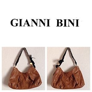 🎉SALE Gianni Bini Shoulder Bag🎉