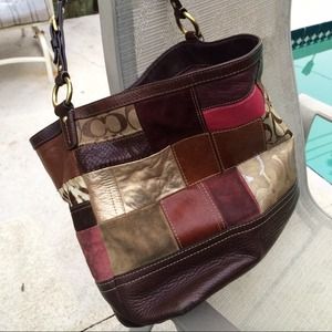 👛💯 AUTHENTIC COACH PATCHWORK PURSE👛 ❗️REDUCED❗️