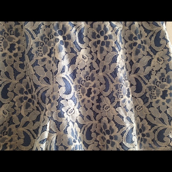 NWT BB Dakota 2 toned lace shorts - Picture 4 of 4