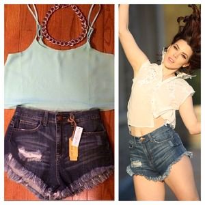 So shredded denim shorts