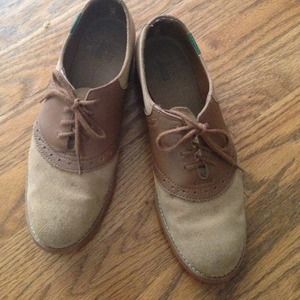 Vintage bass oxfords