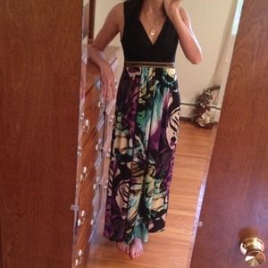 Dressbarn print maxi dress size 4 net