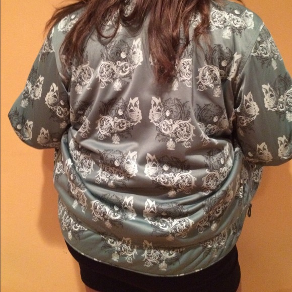 Reversible Jacket - Picture 2 of 3