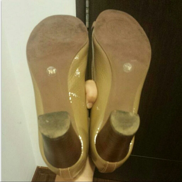 Tory Burch Aaden Mid Heel - Picture 3 of 3