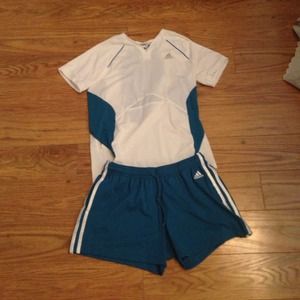 🎾 Teal and White tennis outfit 🎾