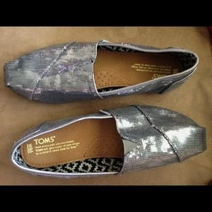 Toms Size 9.5 Worn Once