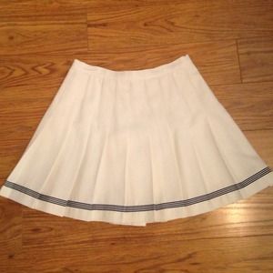 White and navy stripes tennis skirt