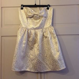 NNW! Formal dress. Cream & Gold