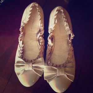 NNW BCBGeneration ballet flats