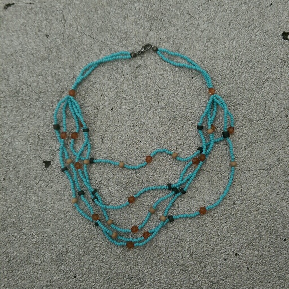 Blue layered beaded necklace - Picture 3 of 4
