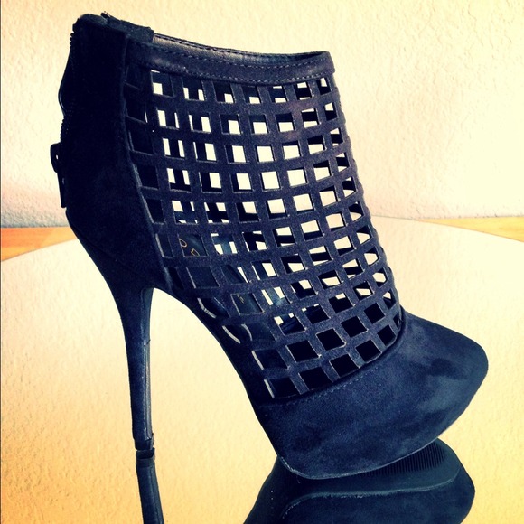 Booties size 5