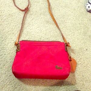 Dooney & Bourke Crossbody!