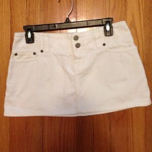 White corduroy Abercrombie skirt